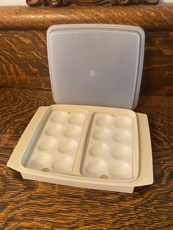 Vintage Tupperware Deviled Eggs Storage Container Party Hors D'oeuvres