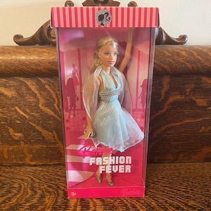 Vintage Barbie Fashion Fever Doll Mattel Barbie #K8412 image 1