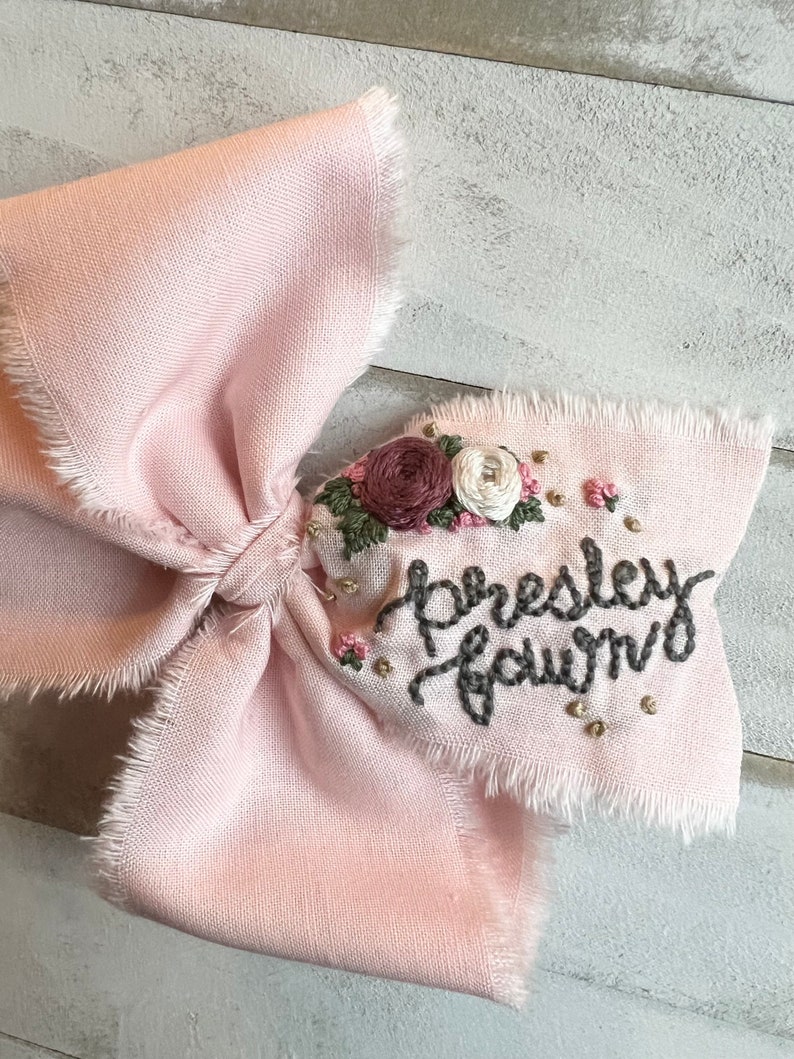 Hand Embroidered Bow, Custom Name Bow, Name Gift For Kids, Personalized Bow, Baby Shower Gift, First Birthday Bow, Baby Headband, Spring Bow image 3