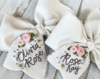 Hand Embroidered Bow, Custom Name Bow, Name Gift For Kids, Personalized Bow, Baby Shower Gift, First Birthday Bow, Baby Headband, Spring Bow
