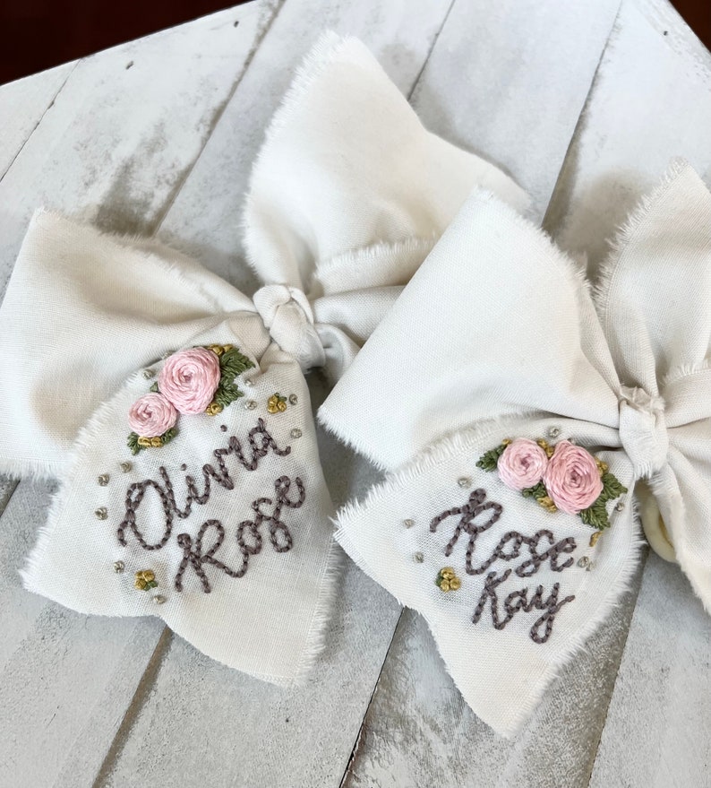 Hand Embroidered Bow, Custom Name Bow, Name Gift For Kids, Personalized Bow, Baby Shower Gift, First Birthday Bow, Baby Headband, Spring Bow image 2