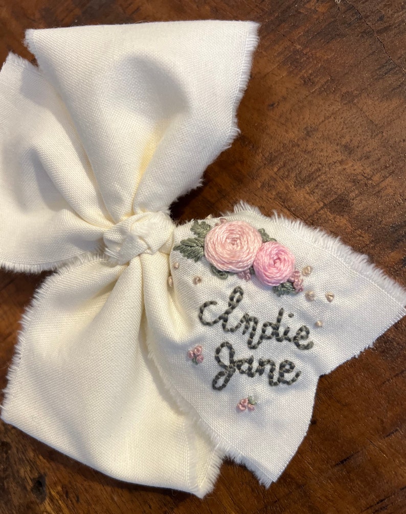 Hand Embroidered Bow, Custom Name Bow, Name Gift For Kids, Personalized Bow, Baby Shower Gift, First Birthday Bow, Baby Headband, Spring Bow image 6