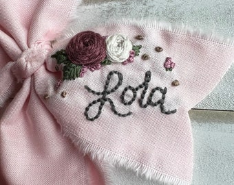 Hand Embroidered Bow, Custom Name Bow, Name Gift For Kids, Personalized Bow, Baby Shower Gift, First Birthday Bow, Baby Headband, Spring Bow