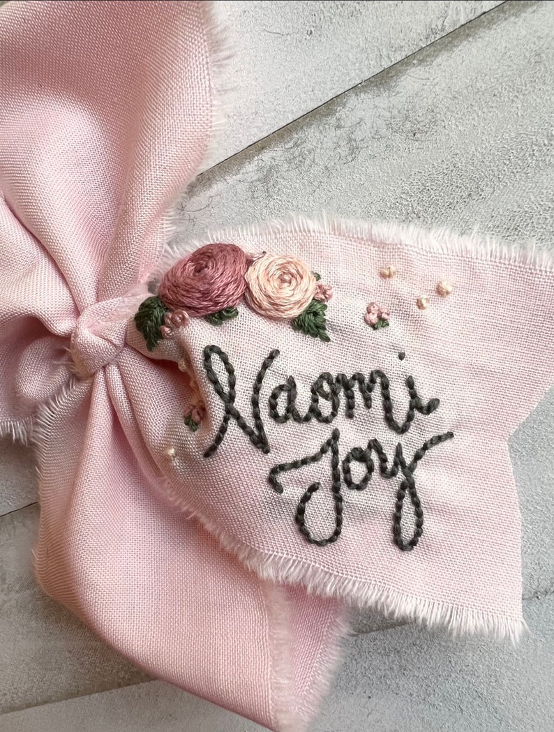 Hand Embroidered Bow, Custom Name Bow, Name Gift For Kids, Personalized Bow, Baby Shower Gift, First Birthday Bow, Baby Headband, Spring Bow image 7