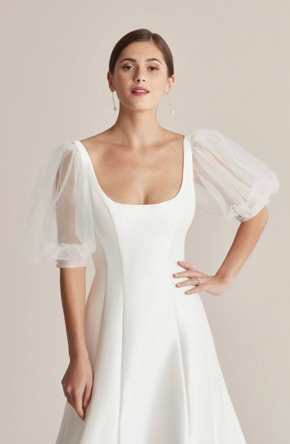 tulle puff sleeves