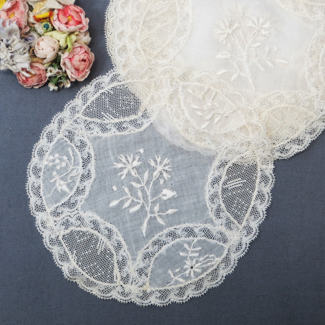 Antique FRENCH NORMANDY LACE Circle Applique Tags French Handmade