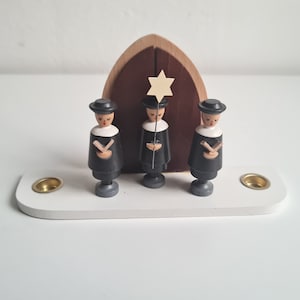 Vintage Erzgebirge candlestick with carolers Folkart East Germany decoration #249