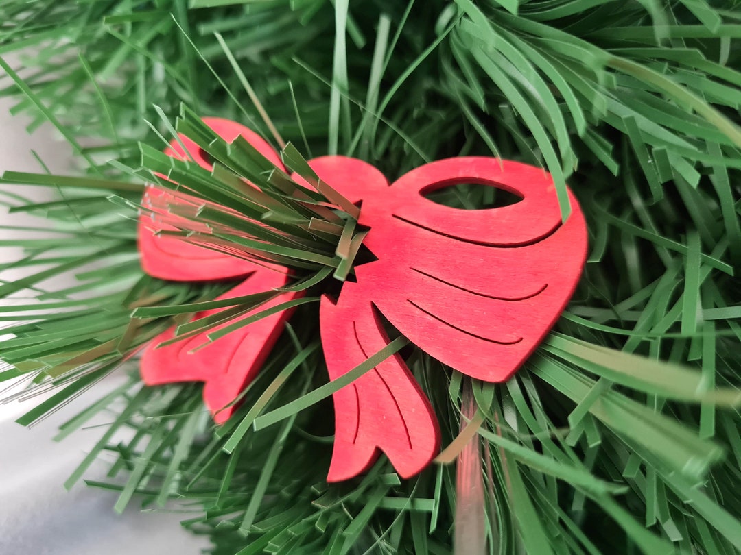 Rustic Red Ribbon Vintage Set of 7 Wooden Red Ribbons Hand Painted Christmas Tree ...