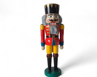 大きな木製くるみ割り人形 XXL |エルツ山地東ドイツのサンタクロース