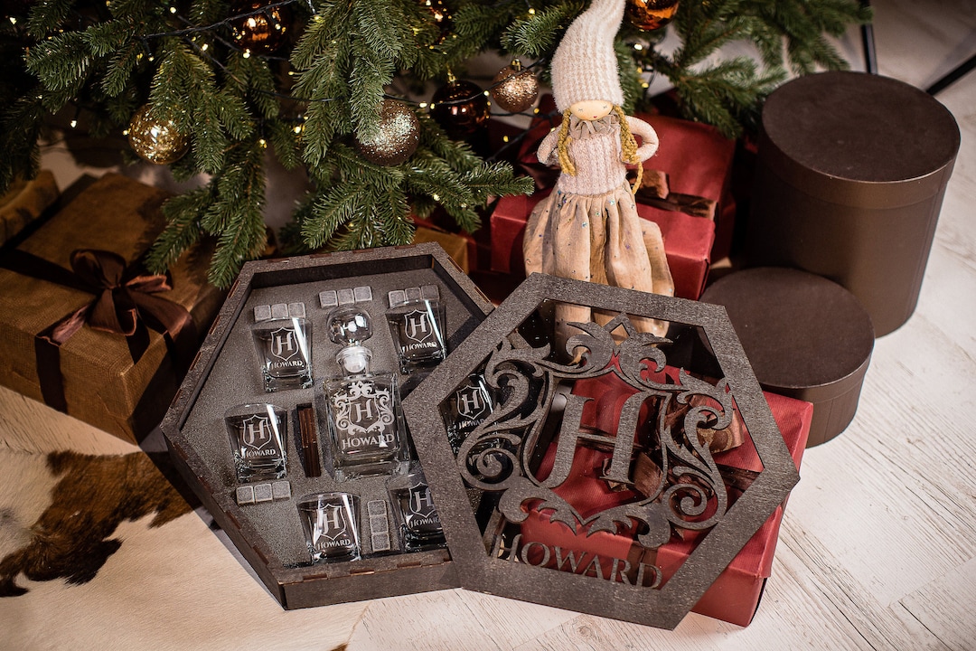 Christmas gift, Whiskey decanter set, Christmas whiskey gift, Fathers gift, Bourbon glasses, Wedding gift for couple, Whiskey glasses, Stone
