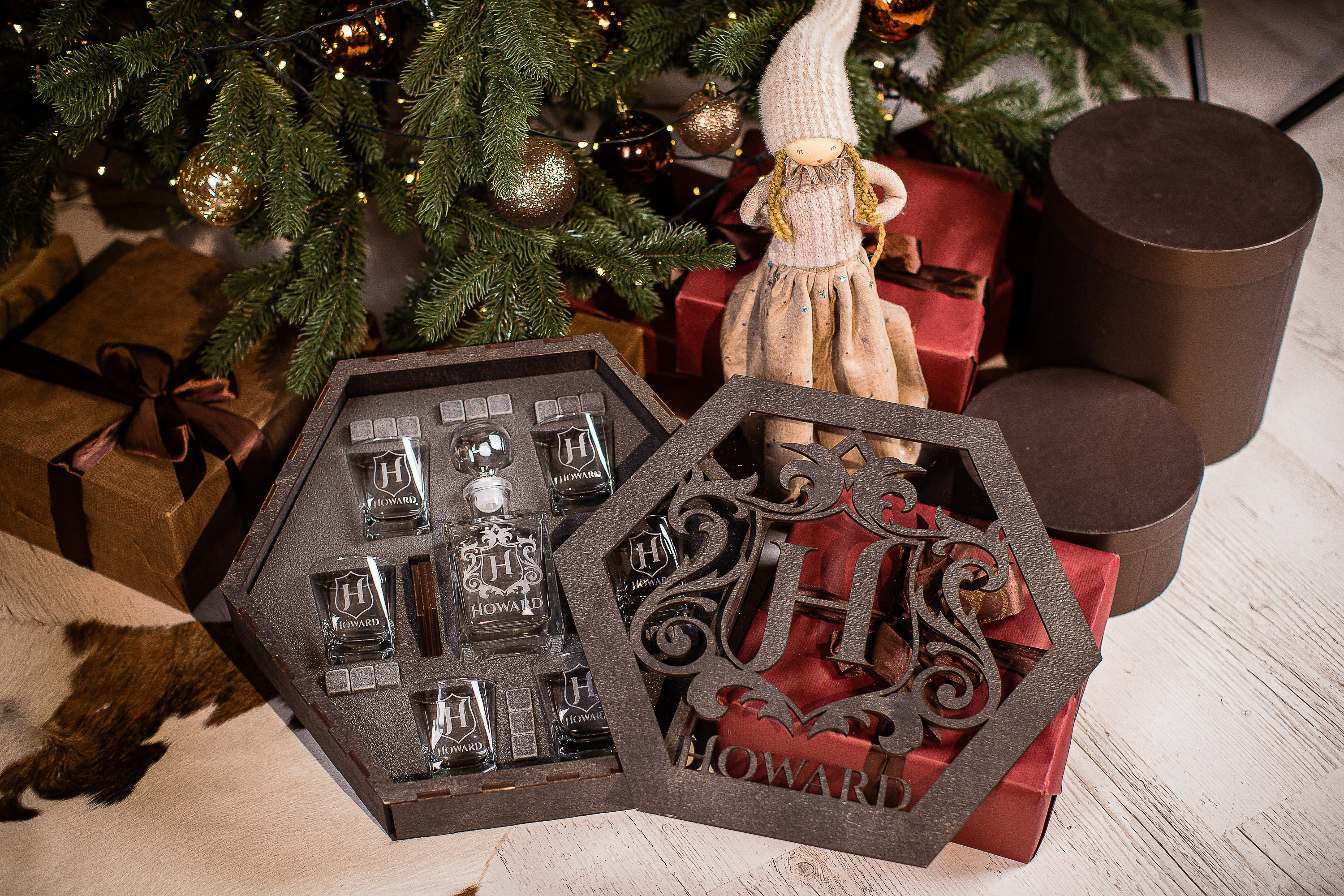 Whiskey decanter set, Christmas gift, Gift for him, Custom whiskey glasses, An incredible gift for Christmas, Whiskey stones, Decanter set