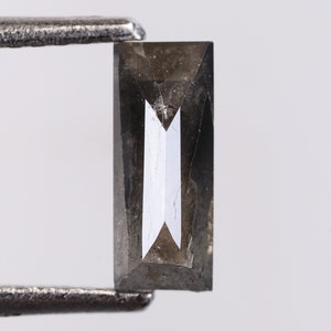 0.85 CT, 8.6 X 3.5 X 2.7, Natural Faceted Baguette Shape Black Color Beautiful Polished Diamond, Real Diamond Jewelry, Antique Diamond, H378