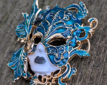 Venetian Elegance Mask Brooch – Deep Blue Baroque Fantasy Pin