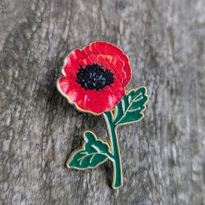 Red Poppy Enamel Pin: Remembrance Flower Lapel Pin