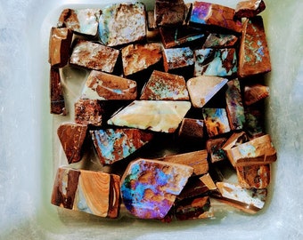 Boulder opal 518 g raw stones Queensland - Australia