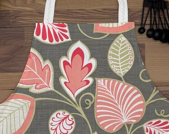 Gorgeous Handmade Apron, Pockets &Personalized with Name