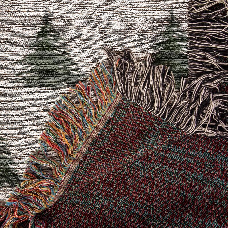 Watercolor Pine Trees Woven Throw, Cabin Blanket, Christmas Tree Blanket, Mountain House Decor, Cabin Decor, Farmhouse Blanket bild 5