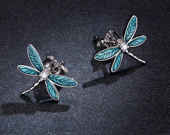 Unique Women Earring,Dragonfly Silver Earrings with Shaky Chain,Zircon Shiny Earring,Raw Diomand Earring,Modern Art Earrings,Gift For Her