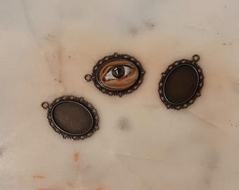 Lover's Eye-hanger // aangepaste modehanger uit de jaren 1920