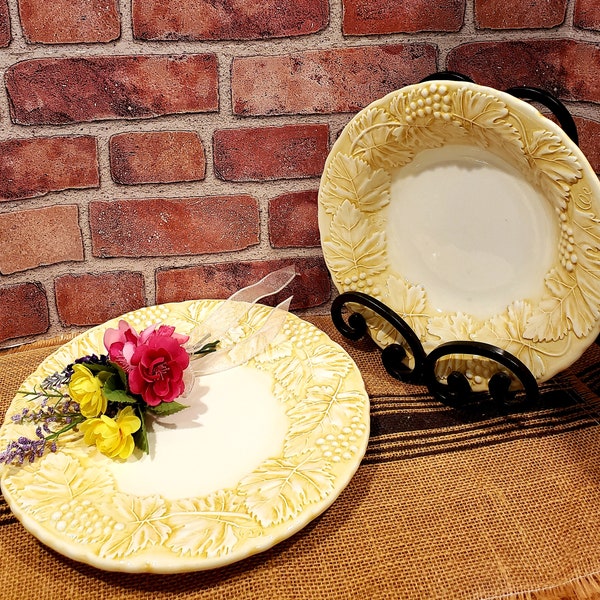 WILLIAMS SONOMA Napa SAFFRON Yellow Grape Leaf Design, Serving Bowl, Platter, Vintage Embossed Majolica, Made in Italy, Rustic Kitchen Decor