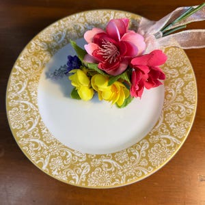 Pier 1 Golden Floral Dessert Plates, Set of 5, Florentine Scrollwork