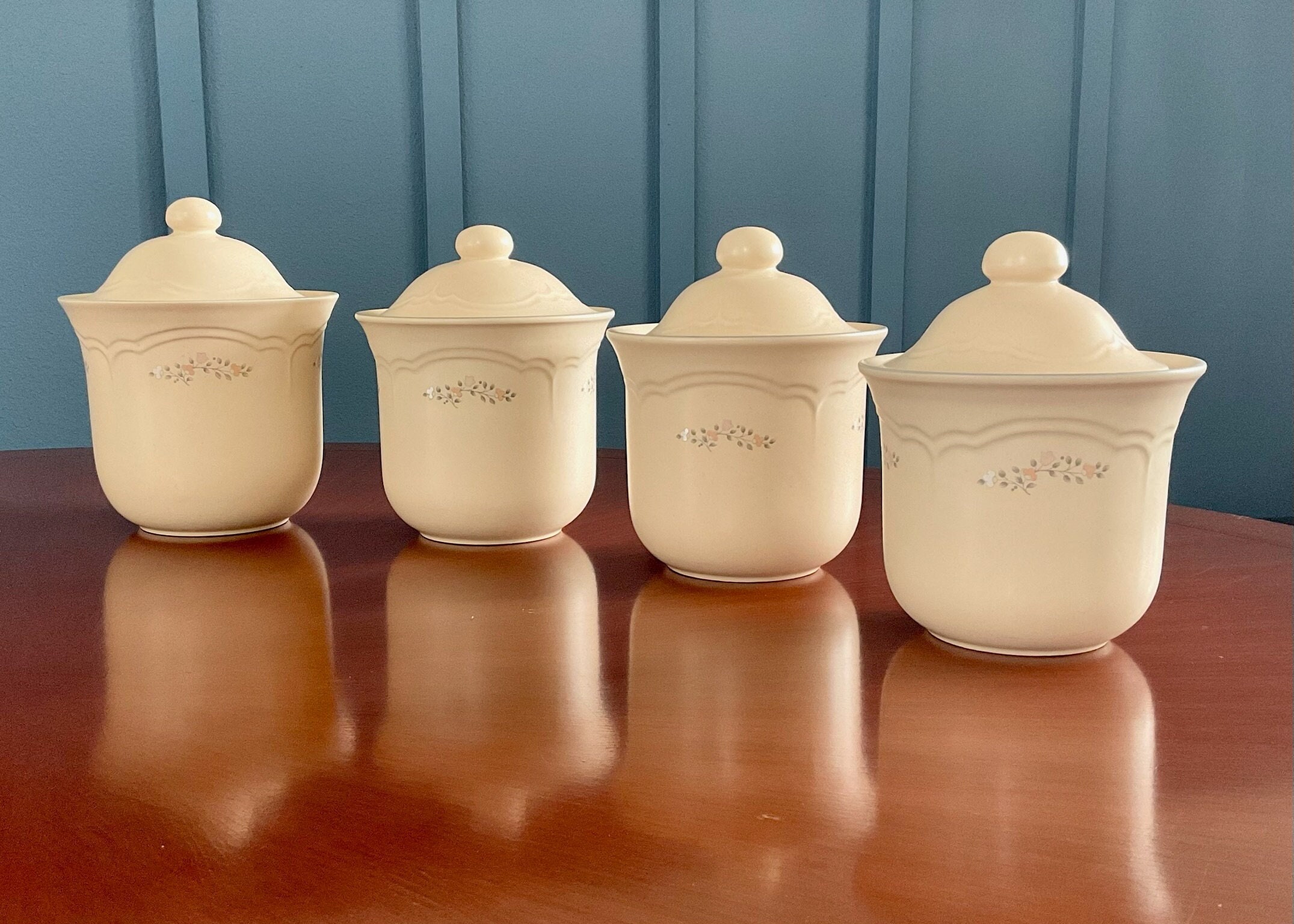 Pfaltzgraff Canisters, Set of 4 Canisters by Pfaltzgraff in Remembrance