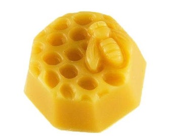 Honey Beeswax Medallion - DIY Raw Material - 100% Natural, Clean-Burning, Fragrant