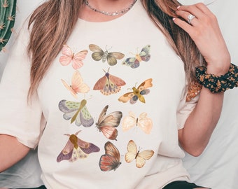 Schmetterling Cottagecore Shirt | Mottenshirt | Vintage Insekt Shirt | Ästhetisches T-Shirt | Oversized Tshirt | Goblincore Kleidung | Academia Shirt