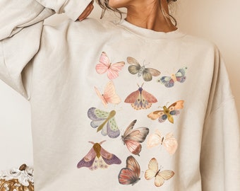 Butterfly Cottagecore Shirt | Moth Shirt | Vintage Insect Shirt | Aesthetic Tee | Oversized Tshirt | Goblincore Clothing | Academia Shirt