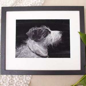 Portrait de chien « star » noir et blanc personnalisé à partir d'une photographie. Peinture en pointillé à bord. Transformez votre photo en oeuvre d'art, oeuvre d'art personnalisée, cadeau de famille. Uniques