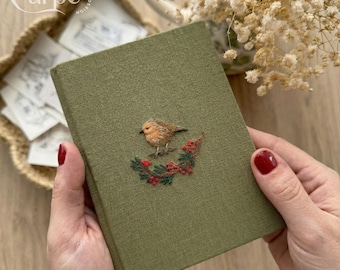 Diário personalizado com pássaros, caderno bordado à mão, capa de tecido floral, diário vintage personalizado, presente artesanal para ela.