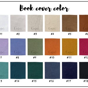 Pode incluir: Uma tabela de cores para capas de livros, com dezoito amostras de tecido em v&aacute;rias cores. As amostras est&atilde;o dispostas em linhas e colunas, cada uma rotulada com um n&uacute;mero e a palavra "Carpe". O texto "Book cover color" est&aacute; no topo.