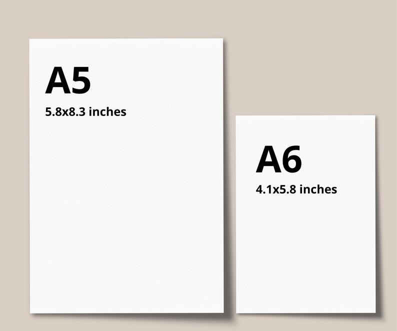 Pode incluir: Duas folhas de papel brancas rotuladas A5 e A6. A folha A5 mede 14,8 x 21 cm, e a folha A6 mede 10,5 x 14,8 cm. O texto &eacute; preto e o fundo &eacute; bege claro.