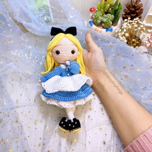 Häkelanleitung Puppe im magischen Land inspiriert Amigurumi Muster, Amigurumi Puppe pdf Muster in englisch (US term)
