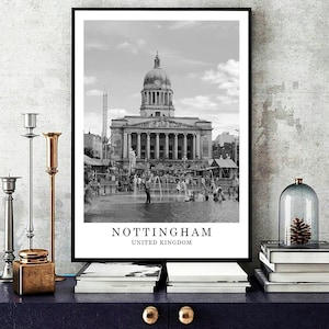 Póster de viaje de Nottingham. Foto en blanco y negro de Nottingham. Impresión artística mural con el símbolo de la ciudad de Nottingham. Póster de regalo de Nottingham. Descarga digital.