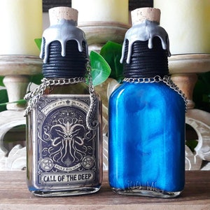 Call of the Deep - A Decorative, Interactive Lovecraftian Inspired Color Changing Potion Bottle / H.P. Lovecraft / Cosmic Horror