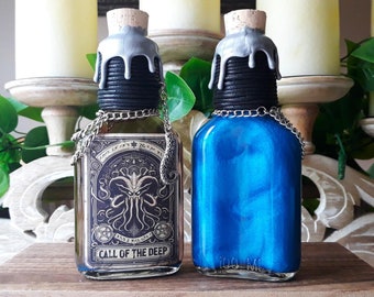 Call of the Deep - A Decorative, Interactive Lovecraftian Inspired Color Changing Potion Bottle / H.P. Lovecraft / Cosmic Horror