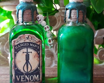 The Witcher HANGED MAN'S VENOM Decorative Blade Oil Bottle with Magical Swirling Effect / Magic Potion / Witchcraft / Cosplay / Gaming