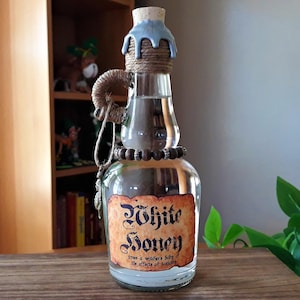 The Witcher WHITE HONEY Interactive Decorative Color Changing Potion Bottle / Witchcraft & Wizardry / Cosplay / Decor / Gaming