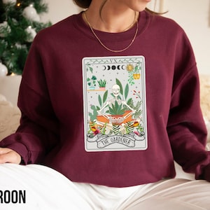 Camisa de esqueleto de jardinero, camiseta de carta de tarot amante de plantas, regalo de amante de jardín, camisa de dama de planta, camisa de jardinería de mamá, ropa de bruja de planta