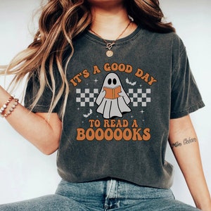 Teacher Halloween Shirt | Halloween Teacher | Read More Books | Spooky Teacher Ghost Shirt | Teacher Teams Shirt | Halloween Party | Vintage