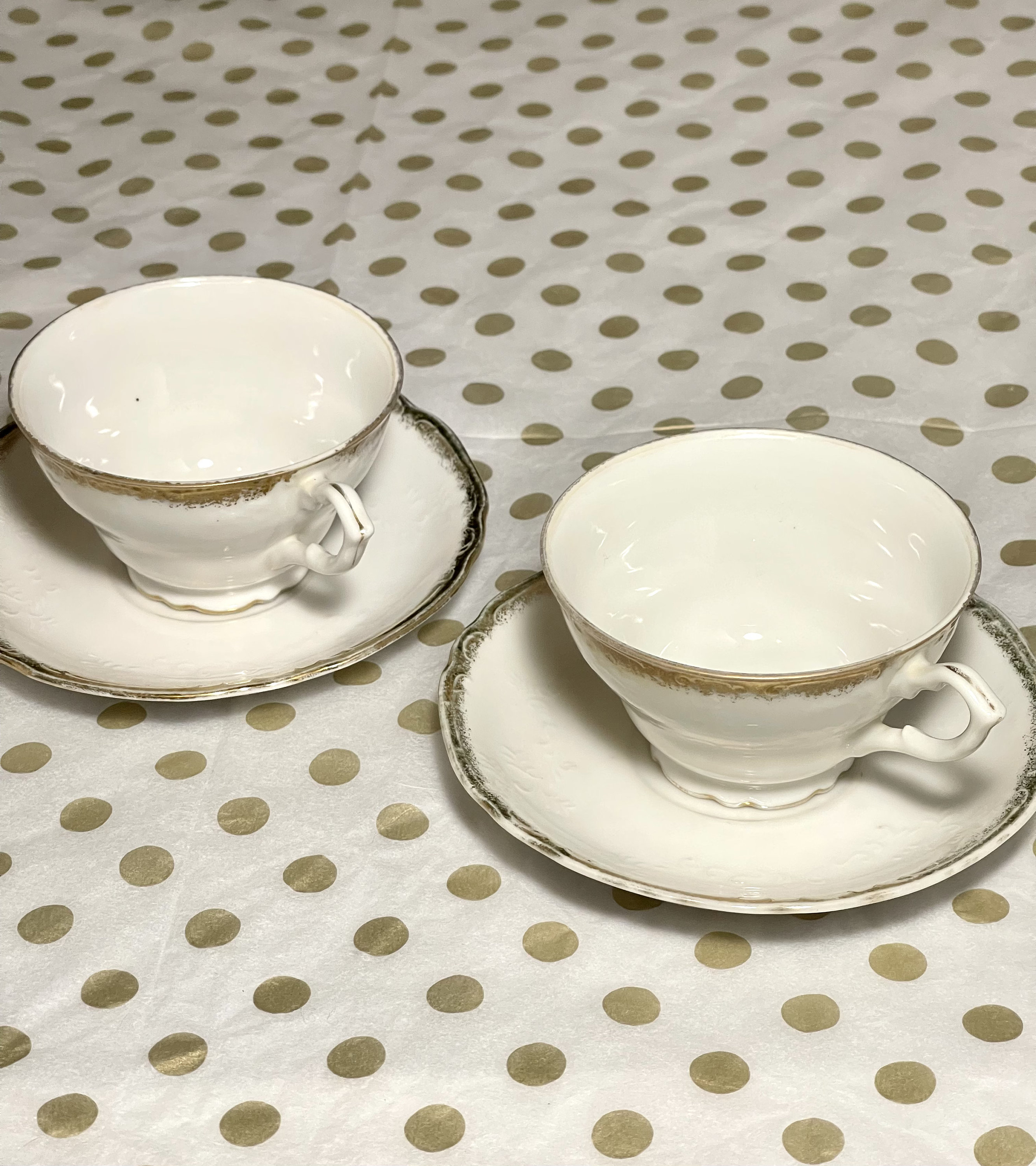 Wawel CASA ORO Cup & Saucer Set GOLD TRIM Multiple Available Embassy GODDESS Wawel CASA ORO Cup & Saucer Set GOLD TRIM Multiple Available Embassy GODDESS
