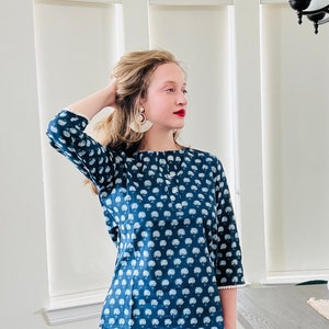 Superior quality 100 percent cotton fabric. Cotton shirt. Indian cotton kurti. Women&#39;s top. Indigo Kurti. Beautiful prints from India.