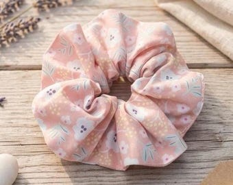 Pastel Floral Cotton Scrunchie, Vintage Garden Hair Tie, Cottagecore Accessory, Wrist Bracelet