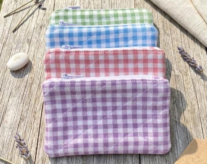 Gingham Fabric Coin Pouch, Quilted Pastel Plaid Zipper Wallet with Color Options