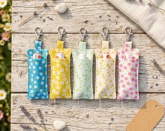 Floral Fabric Lip Balm Holder Keychain, Daisy Pattern Chapstick Pouch Carrier