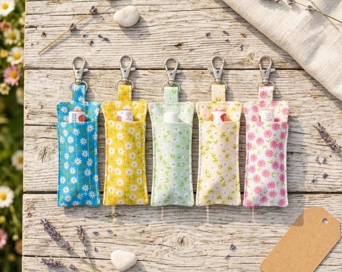 Floral Fabric Lip Balm Holder Keychain, Daisy Pattern Chapstick Pouch Carrier