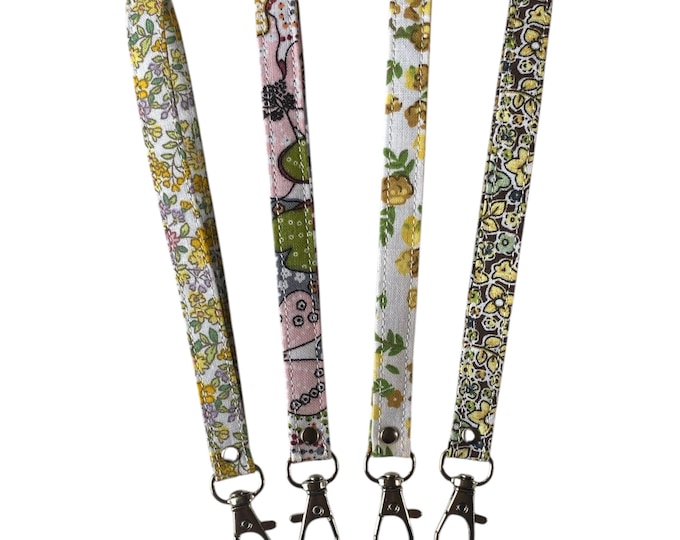 Fabric Wristlet Strap – Handmade Cotton Key Fob with Swivel Clasp