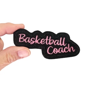 Basketball Trainer gesticktes Bügelbild - Unterstütze deine Lieblings-Basketballer!