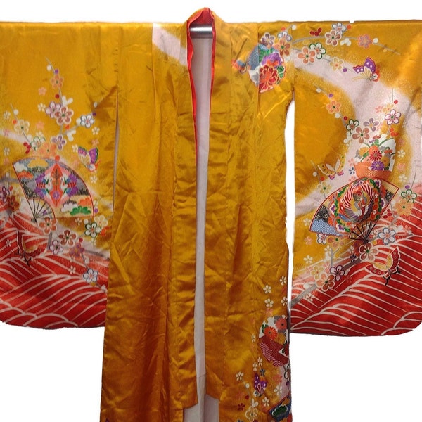 1990's Vintage Silk Kimono Butterfly, Fan, and Floral Embroidery